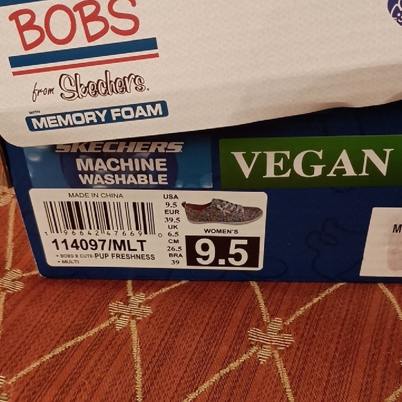 Skechers BOBS Colorful Patterned Sneakers - Picture 9 of 9